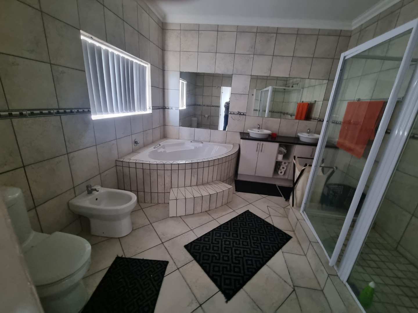 6 Bedroom Property for Sale in Dana Bay Western Cape